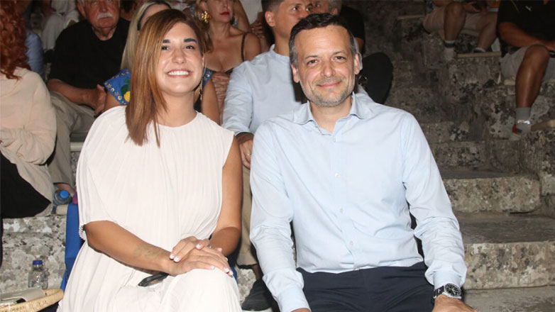 Χάρης Δούκας: Με την σύντροφό του, Γεωργία Πολυτάνου στην Επίδαυρο