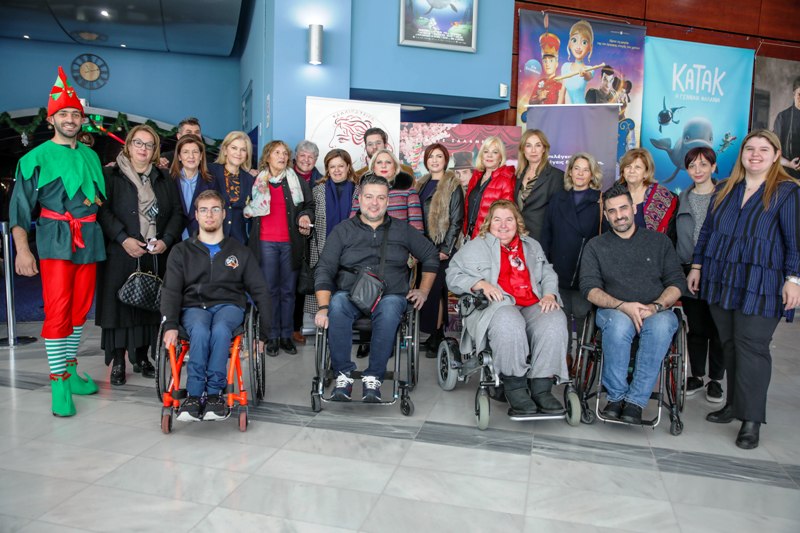 Πάτρα: Εκατοντάδες ανταποκρίθηκαν στο κάλεσμα ου Σωματείου «ΚΑΛΛΙΠΑΤΕΙΡΑ» για την ταινία «Wonka»