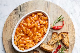 Φασόλια κοκκινιστά με μυρωδικά από την Τοσκάνη