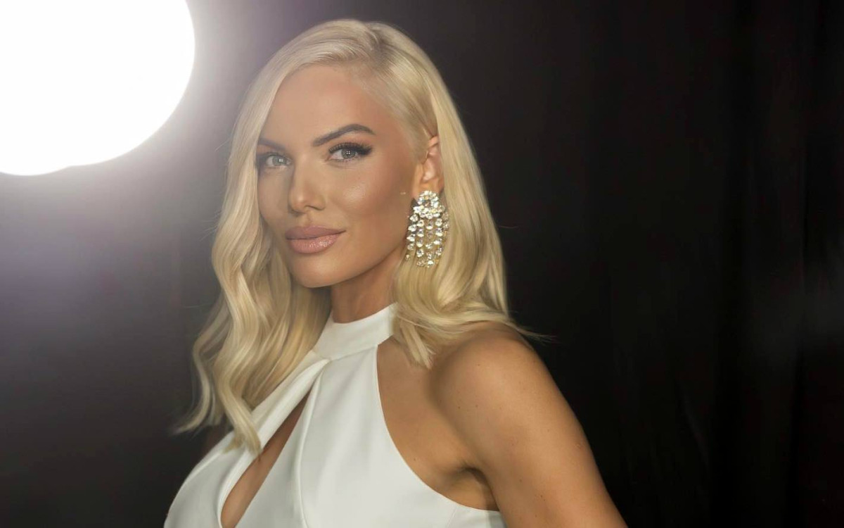 Ιωάννα Μαλέσκου: Της έγραψαν πως στο πρόσωπο έχει γίνει σαν άντρας και απάντησε