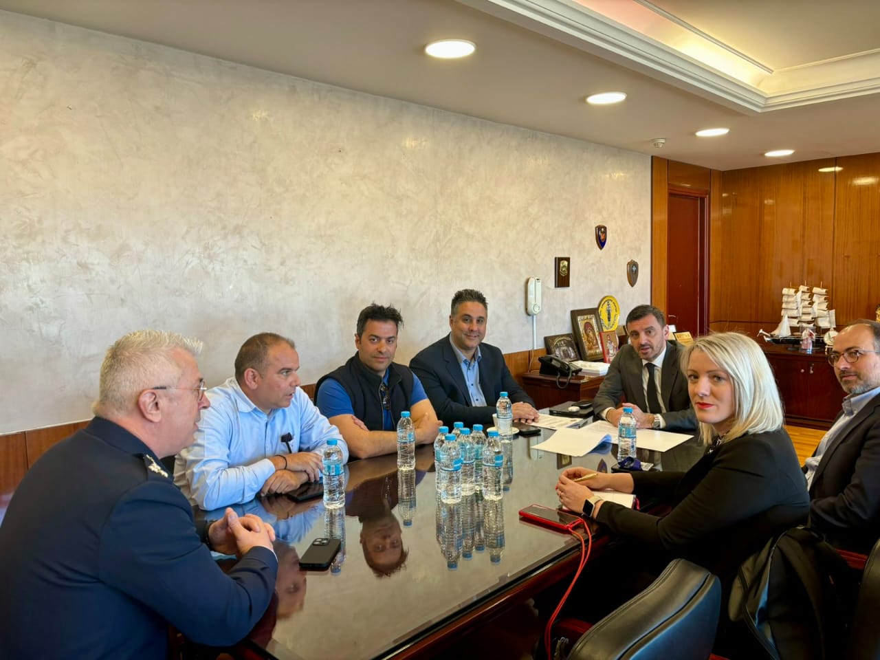 Συνάντηση της Ένωσης Αστυνομικών Υπαλλήλων Αχαΐας με Νικολακόπουλο