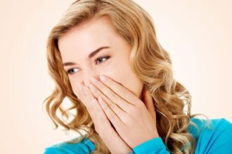 Σημάδια εγκυμοσύνης: Τι θα νιώσετε κατά σειρά και για ποιον λόγο