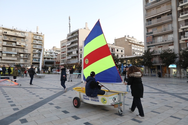 Το Πατρινό Καρναβάλι ...πάει ναυταθλητισμό!