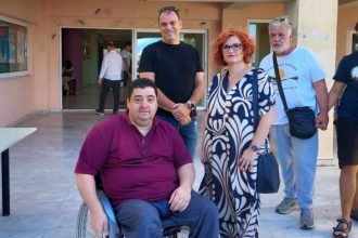 Αντώνης Χαροκόπος: Επίσκεψη στο Ε.Ε.Ε.Ε.Κ - Στον αγιασμό για τη νέα σχολική χρονιά