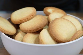 Εύκολα μπισκότα βουτύρου