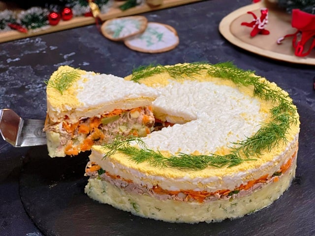 Σαλάτα με ψωμί του τοστ