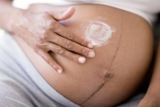 Tips για να αποφύγεις τις ραγάδες στην εγκυμοσύνη