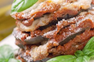 Μελιτζάνες a la parmezana