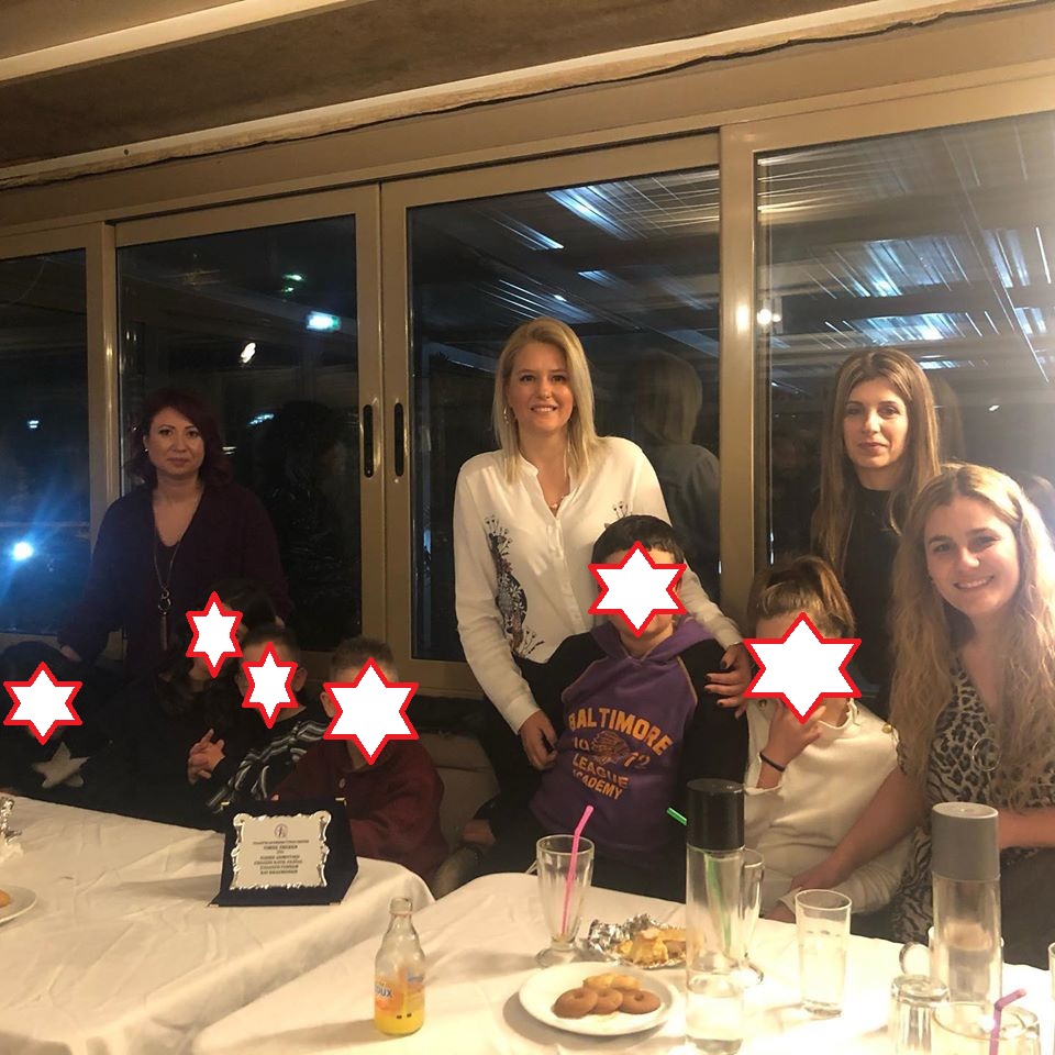 “Μπράβο παιδιά! Πάμε δυνατά! Πάμε για photo finish!" Αυτοί είναι οι μικροί ήρωες του Ειδικού Δημοτικού Σχολείου Κάτω Αχαΐας που δεν σταματούν με τίποτα! ΦΩΤΟ