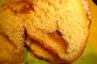 Tσουρέκια με γέμιση σοκολάτα ή κάστανο!