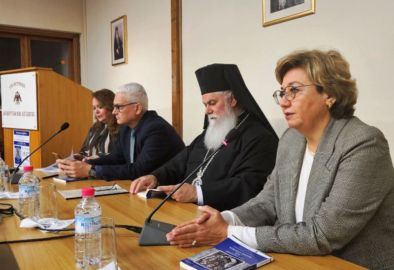 Πρώτη παρουσίαση του νέου βιβλίου των Εκδόσεων Κερπινή στο Αίγιο: "Τεκτονισμός και Φιλική Εταιρεία" (ΦΩΤΟ)