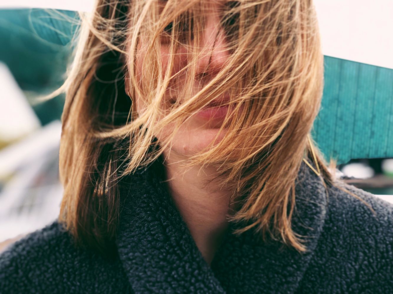 Μαλλιά: Η "θεωρία" που σβήνει χρόνια από την όψη σας