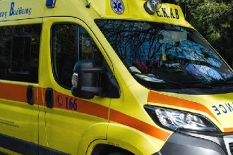 Οικογενειακό δράμα πίσω από τo δυστύχημα με τα δύο νεκρά παιδιά – Πατέρας του ενός ο οδηγός του ΕΚΑΒ που πήγε στο τροχαίο