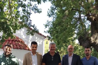 Στην Εκκλησία του Αγίου Πέτρου, στην Πιτίτσα