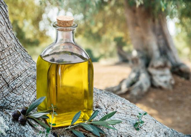 Ελαιόλαδο: Πώς να το χρησιμοποιείτε για να αντιμετωπίσετε την δυσκοιλιότητα