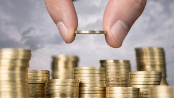 Ποιές επενδύσεις, από ποιούς και γιατί;