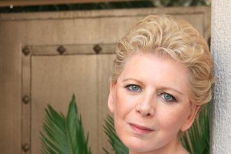 Η Ελενα Ακρίτα ζητά συγγνώμη που πίστεψε στην ιστορία της «νεκρής Μαρίας»