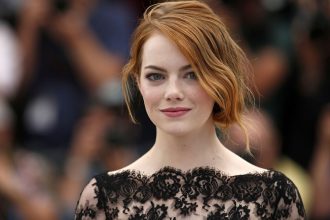 Οι συνήθειες της Emma Stone για όμορφα μαλλιά