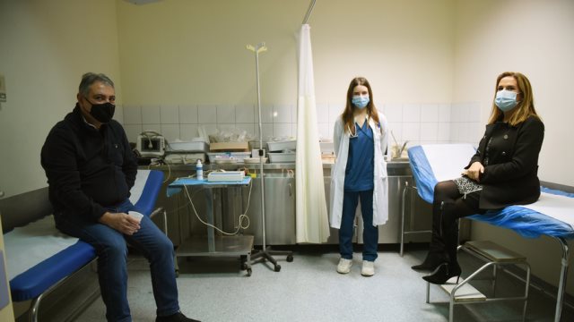 Κορονοϊός - Πάτρα: 77.000 οι εμβολιασμοί μέχρι σήμερα στο ΠΠΝΠ, από το πρώτο "τσίμπημα" σε Ράπτη και Καρβέλη