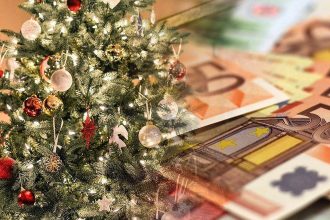 Εργαζόμενοι χάνουν το Δώρο Χριστουγέννων - Βροχή καταγγελιών για μη καταβολή του