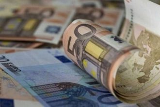 e-ΕΦΚΑ: Σήμερα η εφάπαξ οικονομική ενίσχυση σε συνταξιούχους και το επίδομα αλληλεγγύης σε ευάλωτους
