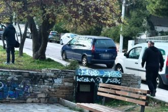 Αιματηρή επίθεση στη Βάρκιζα - Ένας σοβαρά τραυματίας, δέχτηκε τρεις μαχαιριές