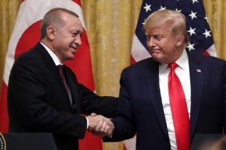 Θετικά σχόλια Τραμπ για Ερντογάν - Του πιστώνει την επιτυχία της ανατροπής του καθεστώτος Άσαντ