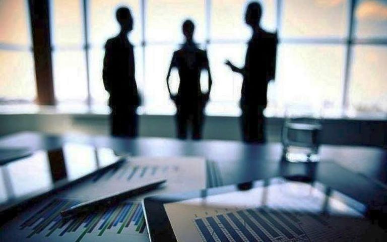 «Πληγή» οι κενές θέσεις εργασίας για τις επιχειρήσεις - Η εικόνα σε εστίαση και λιανεμπόριο