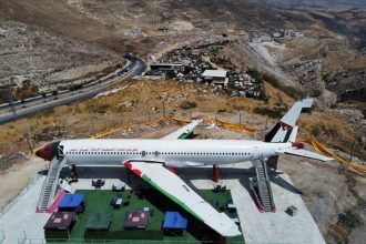 Eστιατόριο μέσα σε ένα παλιό αεροπλάνο!