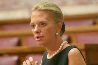 Γιατί η Βόζεμπεργκ ζήτησε «συγγνώμη» από τον Τεντόγλου