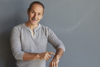 Ο Mr Coco Mat ιδρύει κόμμα!