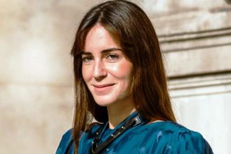 Μακιγιάζ ματιών μετά τα 40 - Το λάθος που κάνετε και τα μάτια σας δείχνουν πιο μικρά