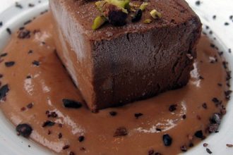 Παγωμένη μους σοκολάτας