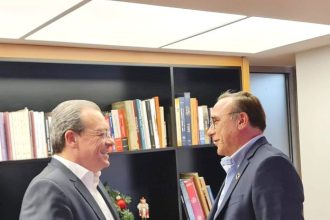 Συνάντηση Σωκράτη Φάμελλου με Πέτρο Κόκκαλη με οικολογική ατζέντα