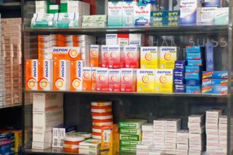 ΠΕΦ: Καθολική η εμπιστοσύνη της κοινωνίας στα ελληνικά φάρμακα