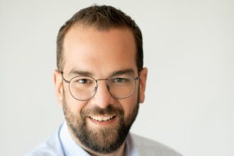 Νεκτάριος Φαρμάκης: Δεν είμαστε μάγοι, ούτε… σωτήρες