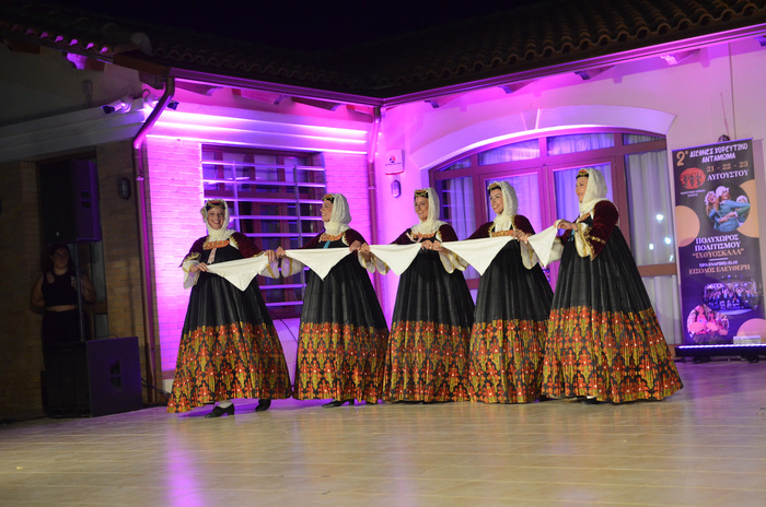 Πάτρα: Ολοκληρώνεται απόψε το 2ο Διεθνές Χορευτικό Αντάμωμα