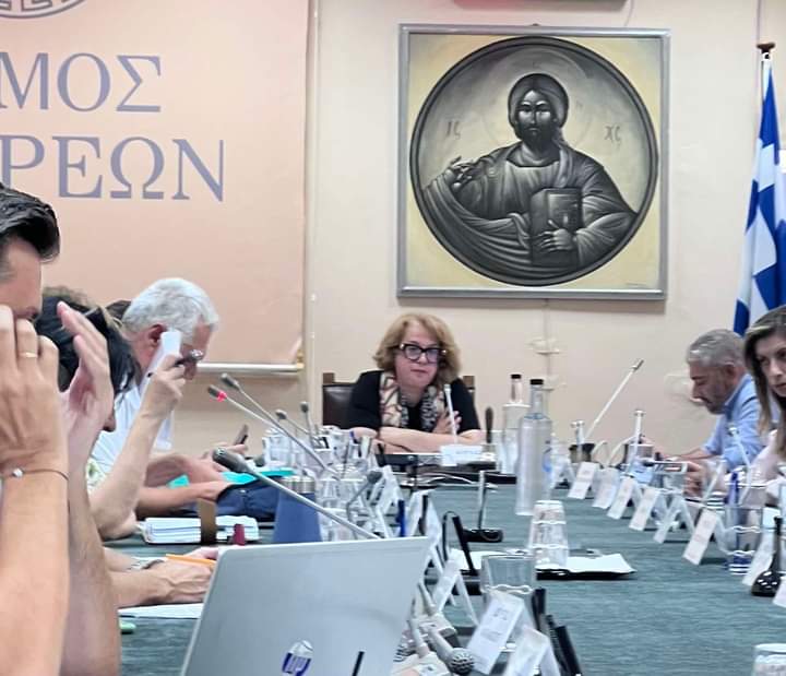 Σε πρώτη... "εμφάνιση"