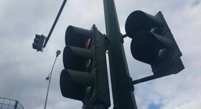 Εκτός λειτουργίας τα φανάρια Ακρωτηρίου και Αυλώνος - Κυκλοφοριακό κομφούζιο