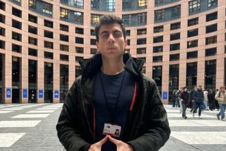 Γιατί ο Φειδίας ...κοντραρίστηκε με τον αντιπρόεδρο της Ευρωβουλής για ένα βίντεο