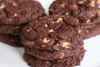 Μπισκότα με κακάο και βούτυρο