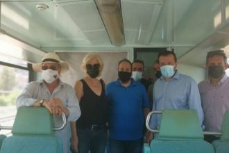 Ο ΣΥΡΙΖΑ πήγε βόλτα με τον προαστιακό