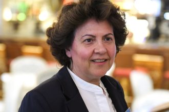 Α. Τραχήλη: Η νίκη της Ζωής επί του θανάτου