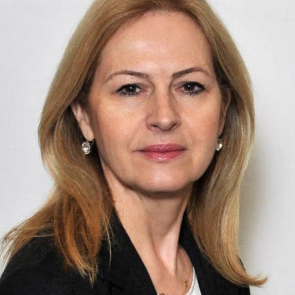 Σίγουρα «οι Έλληνες αξίζουμε καλύτερα»