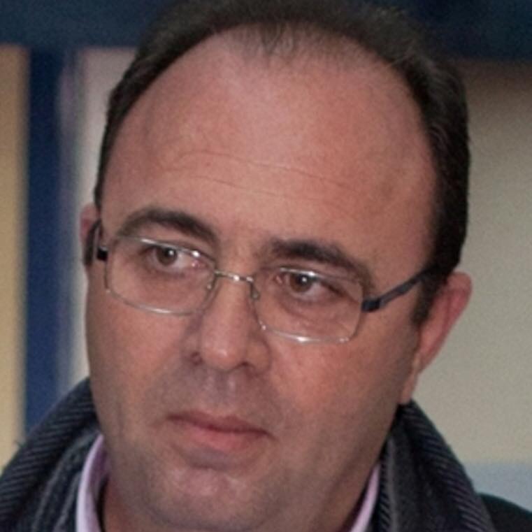 Η πόρτα του δημαρχείου άνοιξε για το λάβαρο και παρέμεινε κλειστή για τον κρυμμένο θησαυρό