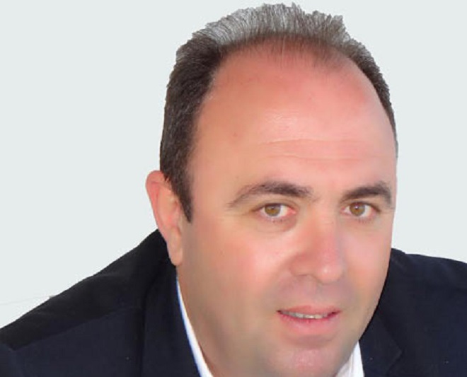 Οι πρώην αποθήκες του ΑΣΟ στοχοποιούνται και συγχρόνως δέχονται πισώπλατο χτύπημα