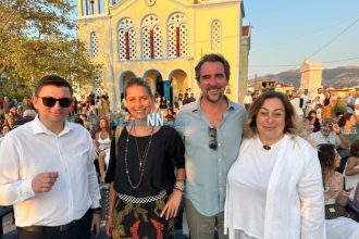 Νικόλαος και Τατιάνα Μπλάτνικ στον Μύτικα Αιτωλοακαρνανίας ΒΙΝΤΕΟ