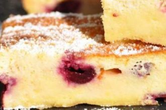 Κέικ σαν μους, με κεράσια