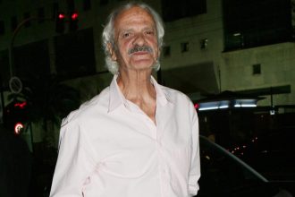 Σπύρος Φωκάς: Δημόσια έκκληση για βοήθεια από την σύζυγο του σπουδαίου ηθοποιού