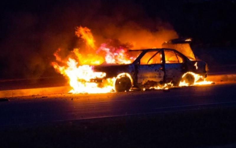 Πάτρα: Τρόμος για οικογένεια το ιχ τους έπιασε φωτιά εν κινήσει!